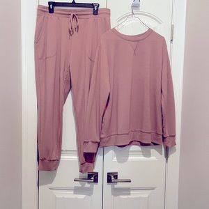 Women’s Stars Above soft fleece sweatshirt and joggers set. Large. NWOT